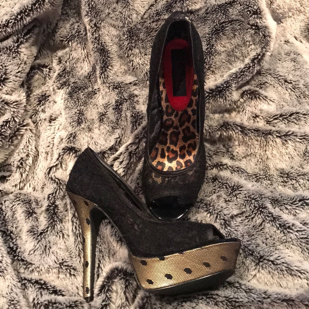 Black lace peep toe heels